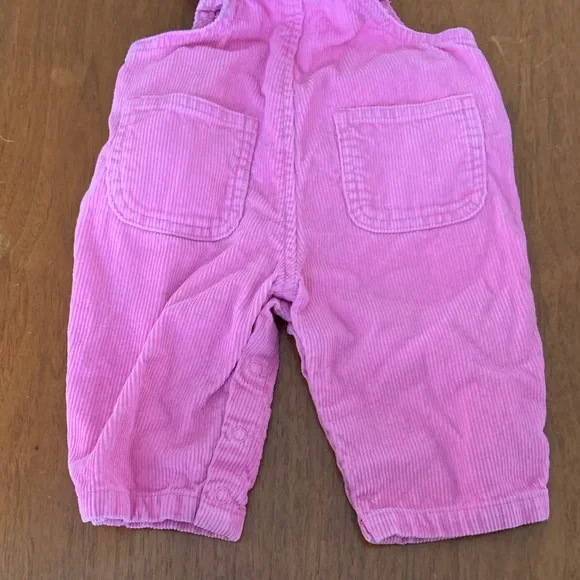 🫐3/$30 Vintage Charming Pink Corduroy Kids Overalls size 6m - Picture 5 of 8